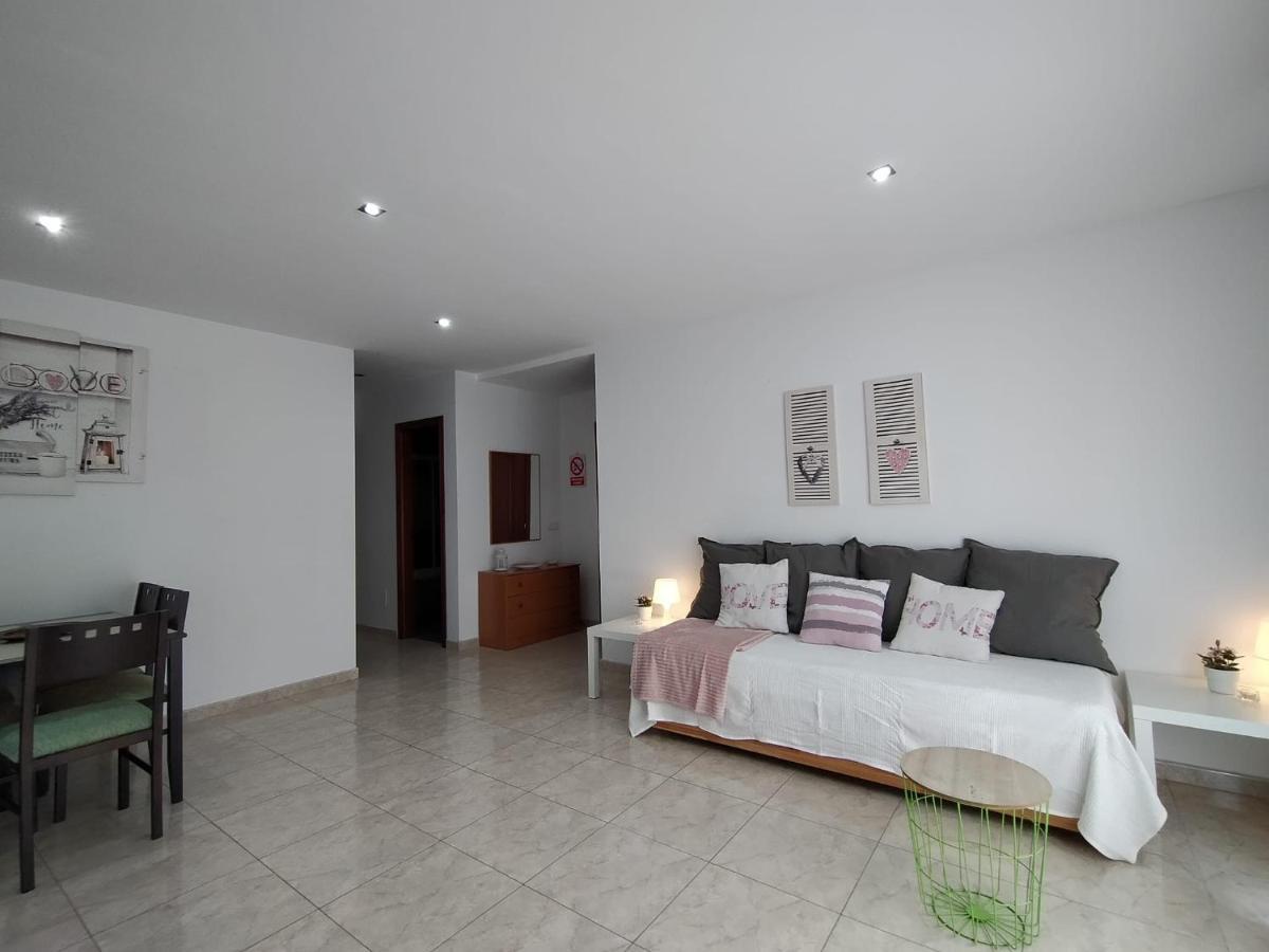 It Home - 2 Private Apartments Тельде Экстерьер фото