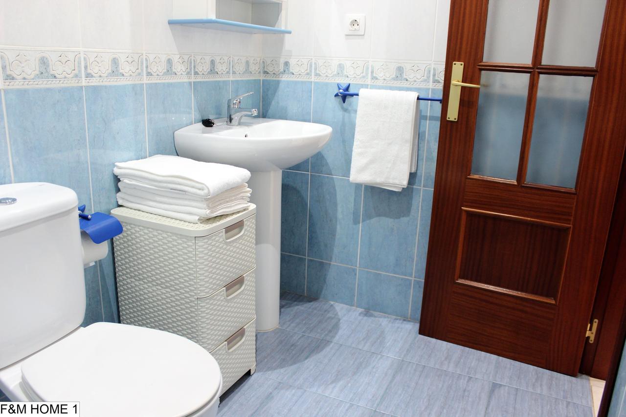 It Home - 2 Private Apartments Тельде Экстерьер фото